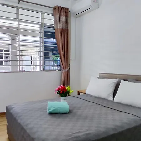 Tar2 @One Homestay, 4 Bedrooms Sibu Exterior photo