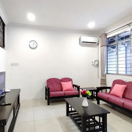 Tar2 @One Homestay, 4 Bedrooms Sibu Exterior photo