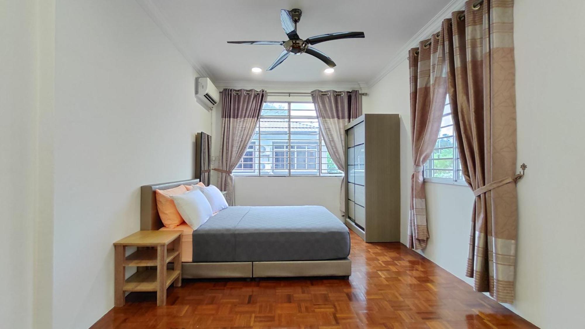 Tar2 @one Homestay, 4 Bedrooms Holiday home Sibu